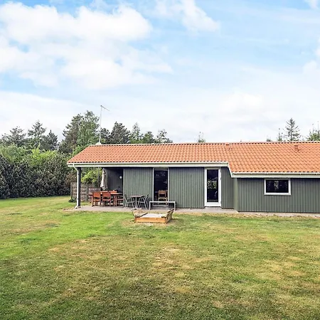 Four-bedroom In Væggerløse 19