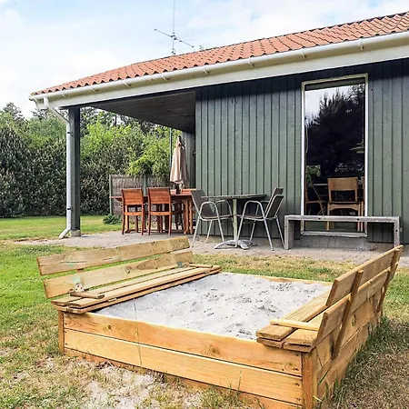 Feriehus Four-bedroom In Væggerløse 19