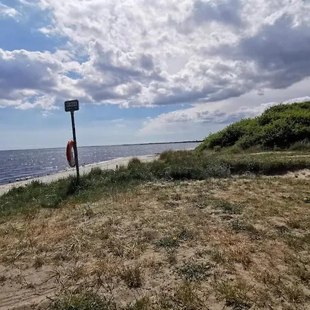 8 Person In Vaeggerlose-by Traum Ferienhaus Bøtø By